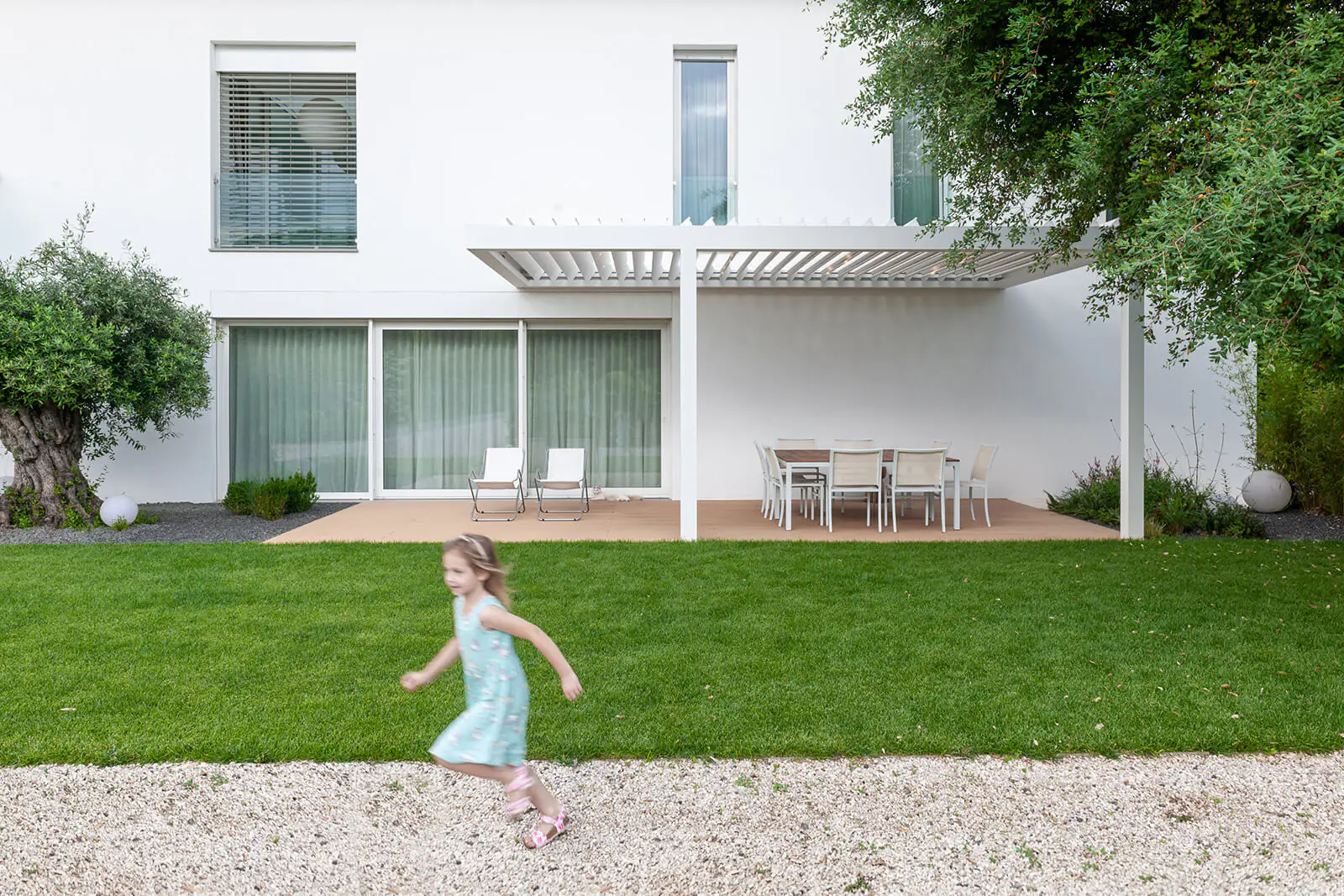 Telescopic Glass Roof